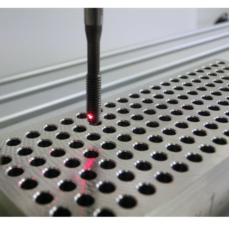 Microtap 挤压/切削测试块